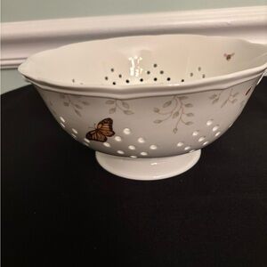 Lenox Butterfly Meadow Footed Colander